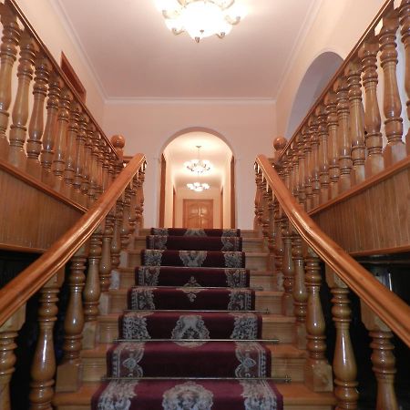 Hotel Gio Samtredia エクステリア 写真